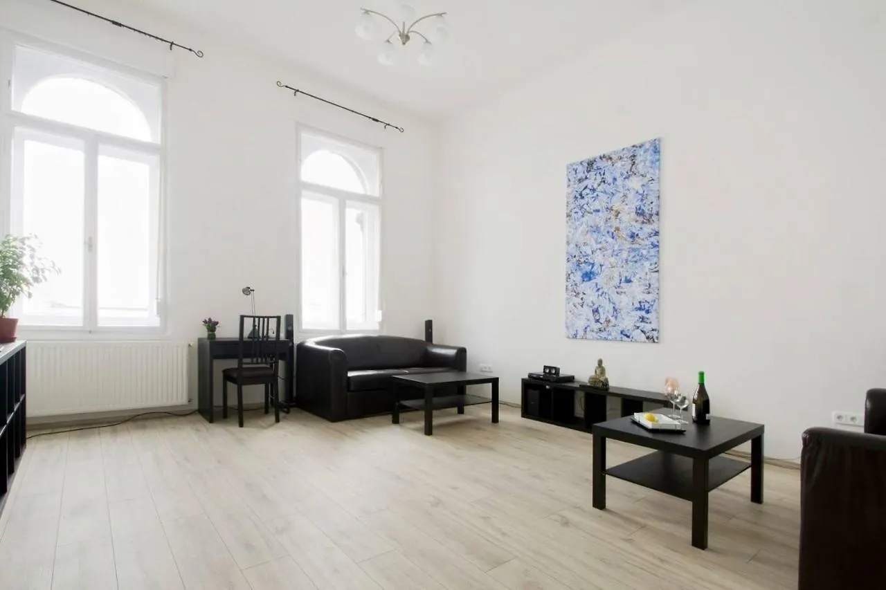 Apartment Andrassy Budapest 0*,  Hungary
